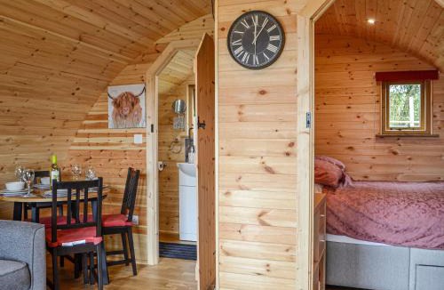 Llandovery House | Valley View - Uk34178