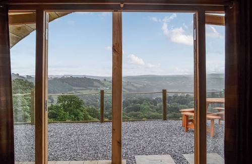 Llandovery Cottage | Valley View - UK34178