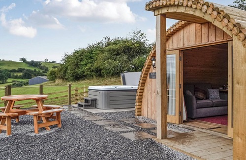 Llandovery Cottage | Valley View - UK34178