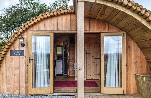 Llandovery Cottage | Valley View - UK34178