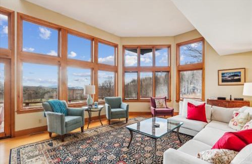 Stowe Hollow House | Valley View