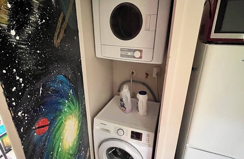 Waiatarua House | Valley Views Barn - self contained accommodation with amazing views