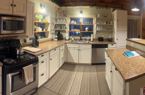 Scio Cabin | Vally View Cabin