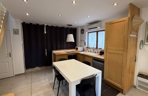 Valras-Plage House | Valras'Loc Villa Cecile