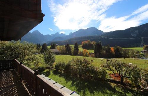 Chateau-d'Oex Ski Chalet | Valrose