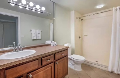 West Kissimmee Hotel | Value 3 Rooms Near Disney: Cook at Home & Free Laundry! Spacious Suite