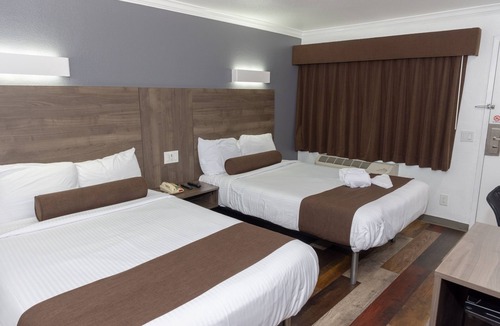 Bellflower Hotel | Value Inn Bellflower