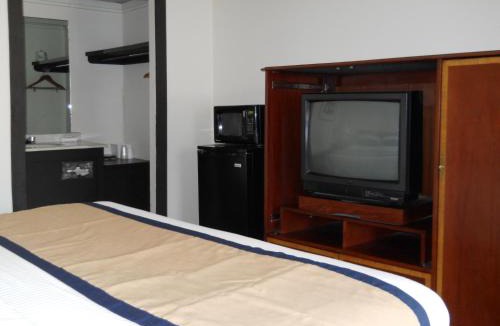 Kenosha Hotel | Value Inn Kenosha I-94 - Exit 344