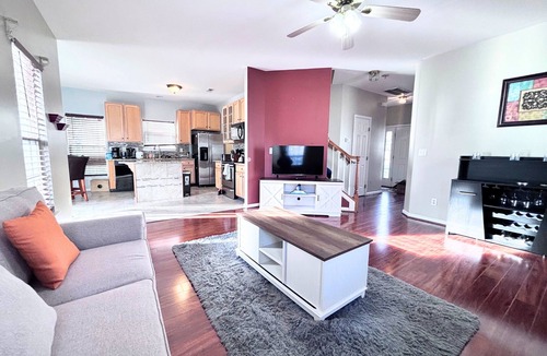 Charlotte House | Value Packed! 6 bed home with garage in Charlotte