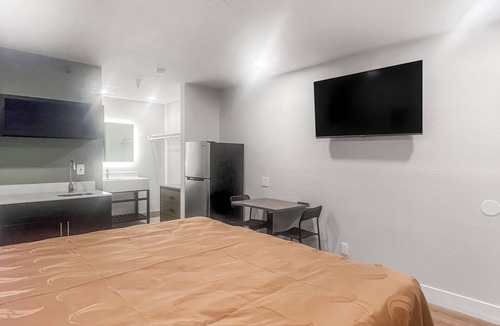 Southeastern Sacramento Hotel | Value Suites Extended Stay