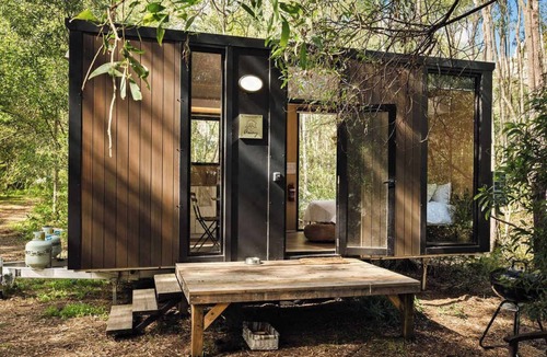 Tamborine House | Van Demears Escapes by Tiny Away