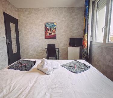 Epinal House | Van Gogh gare By Joyca Chambre privée