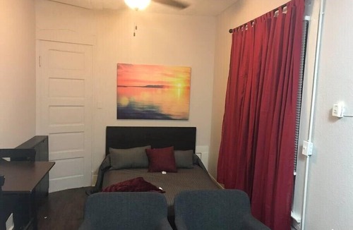 New Pathways Apartment | Vance 5 Lovely studio