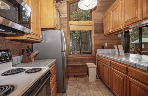 Lake Forest House | Vance by Hauserman Rentals
