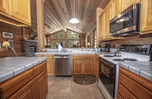 Lake Forest House | Vance by Hauserman Rentals