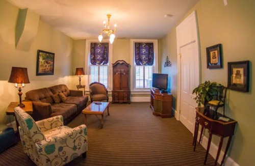 Glendale Apartment | VanCleve #1