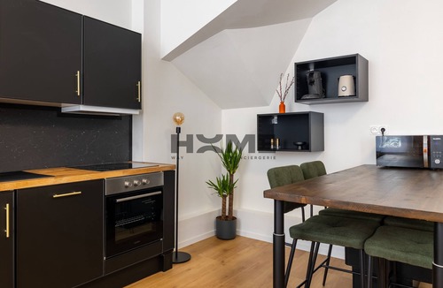 Cambrai Apartment | Vanderburch 70's