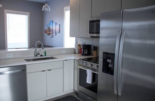 Hadley - Washington Apartment | Vandy/Midtown Condo: Washer/Dryer+ Free Parking