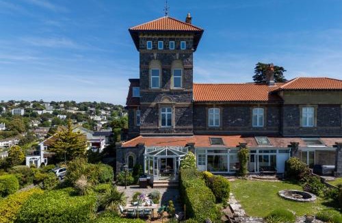 Torquay City Centre House | Vane Tower