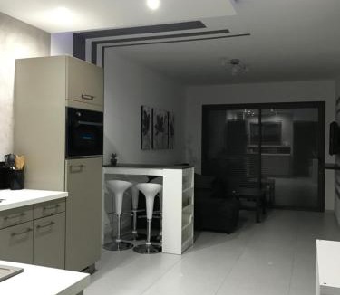 Pierrelatte Apartment | Vanilla