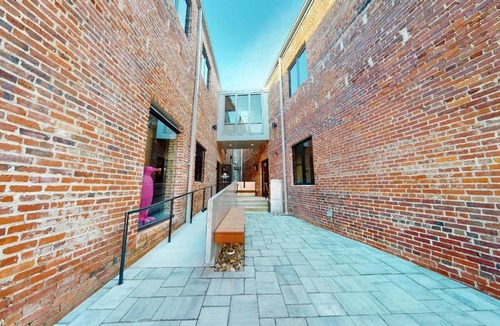 Danville Apartment | Vantage Art Flats