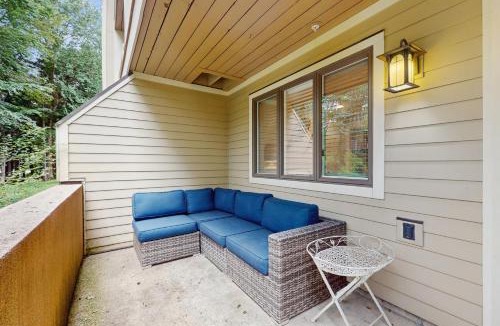 Stratton Mountain Apartment | Vantage Point #7