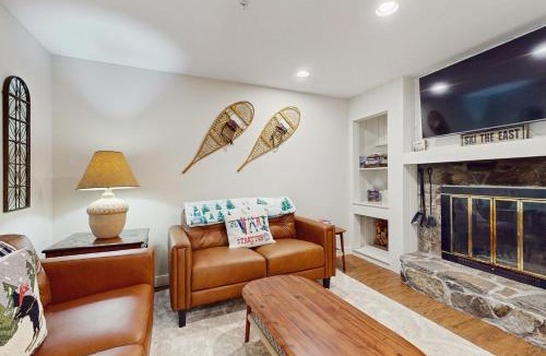 Stratton Mountain Apartment | Vantage Point #7