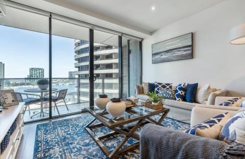 Docklands House | VAQUAY Glamptons In Docklands