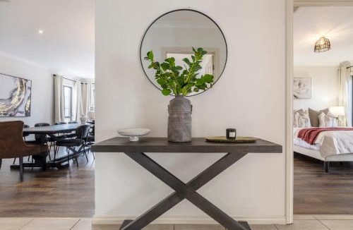 South Morang House | VAQUAY Provence In South Morang