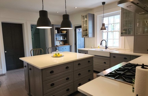 Newcastle House | Varcoe House Award-Winning Historic Home | Sleeps 8 | Weddings & Events Friendly