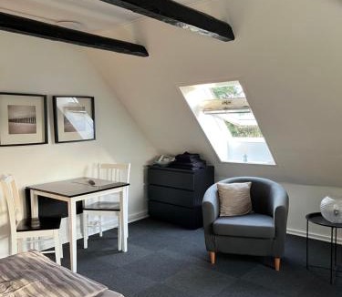 Varde House | Varde Bed and Kitchen