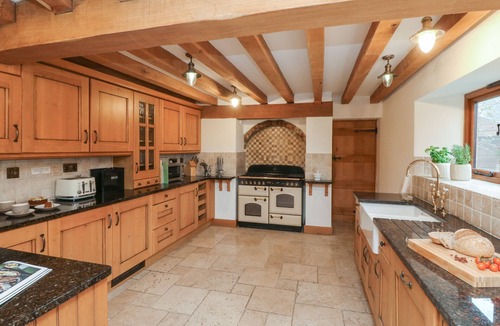 Barnstaple Cottage | Varley Lodge