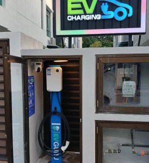 Central Seberang Perai House | Varnen Cozy Haven - EVCharger