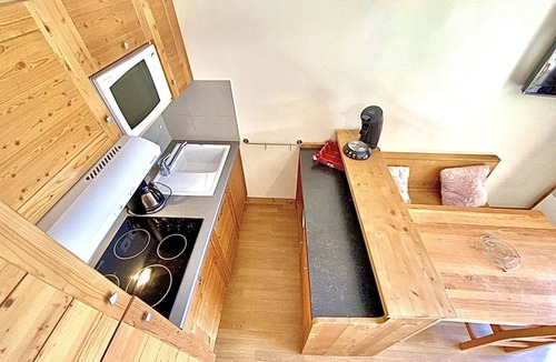 Vars Apartment | Vars Les Claux, at the foot of the slopes, T2 4* luxury residence with swimming pool