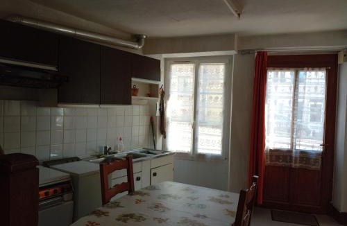 Varzy House | Varzyfiz