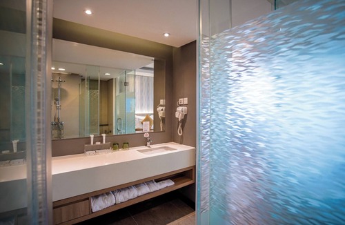 Jatinegara Hotel | Vasaka Hotel Jakarta managed by DAFAM