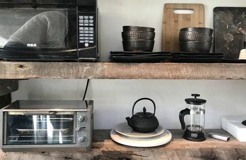 Vashon Island Cottage | Vashon Island Loft & Beach - Pet Friendly