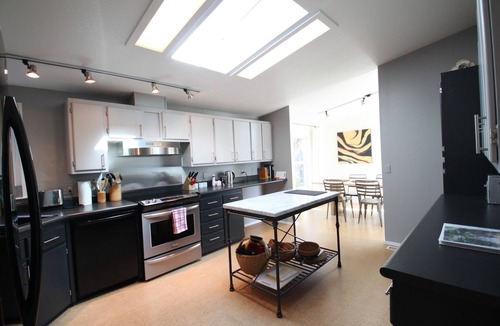 Vashon Island House | Vashon's Westside inspiring sunset views