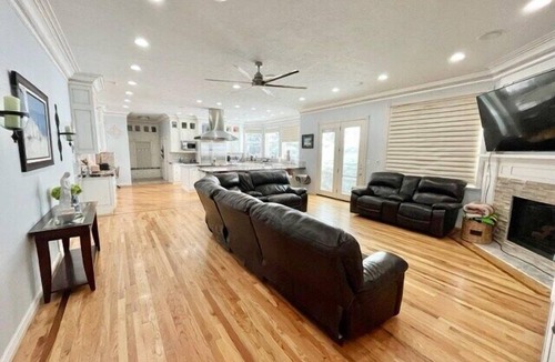 Inkom House | Vast Family Home- VIEWS, pool table, private!