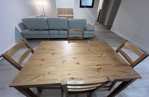 Loretteville Apartment | Vaste 3.5, haut plafond rénové !
