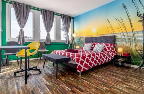 Corbeil-Essonnes Apartment | Vaste appartement d'Artiste-Peintre
