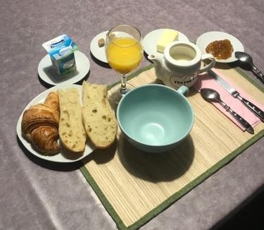 Bourg-en-Bresse House | vaste chambre familiale