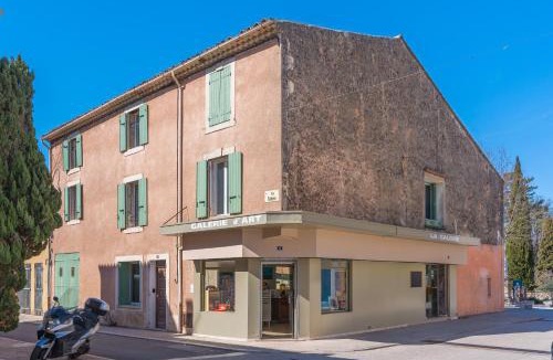 Charleval Apartment | Vaste studio de 22 m centre -n1