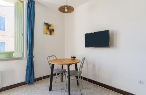 Charleval Apartment | Vaste studio de 22 m centre -n1