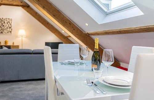 Orleans Apartment | Vaucouleurs Duplex Lumineux et Spacieux
