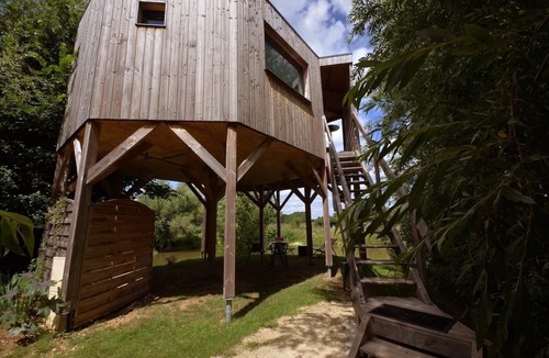 Chablis Cabin | Vaudésir perched cabin with private spa