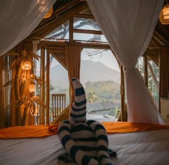 Selat Villa | Vaylura Bali Bamboo House