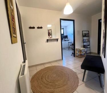 Lavelanet Apartment | Vazaha grand et bel appartement classé 3 étoiles