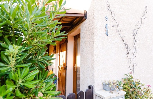 Foulquines House | VC9 2-Bedroom pavilion renovated