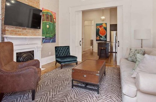 Treme House | VCAY-Treme Masterpiece with Private Yard Close to FQ!